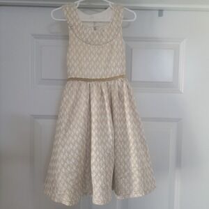 Size 6 Nannette Kids Girls  Cream Gold Metallic  Sleeveless Dress